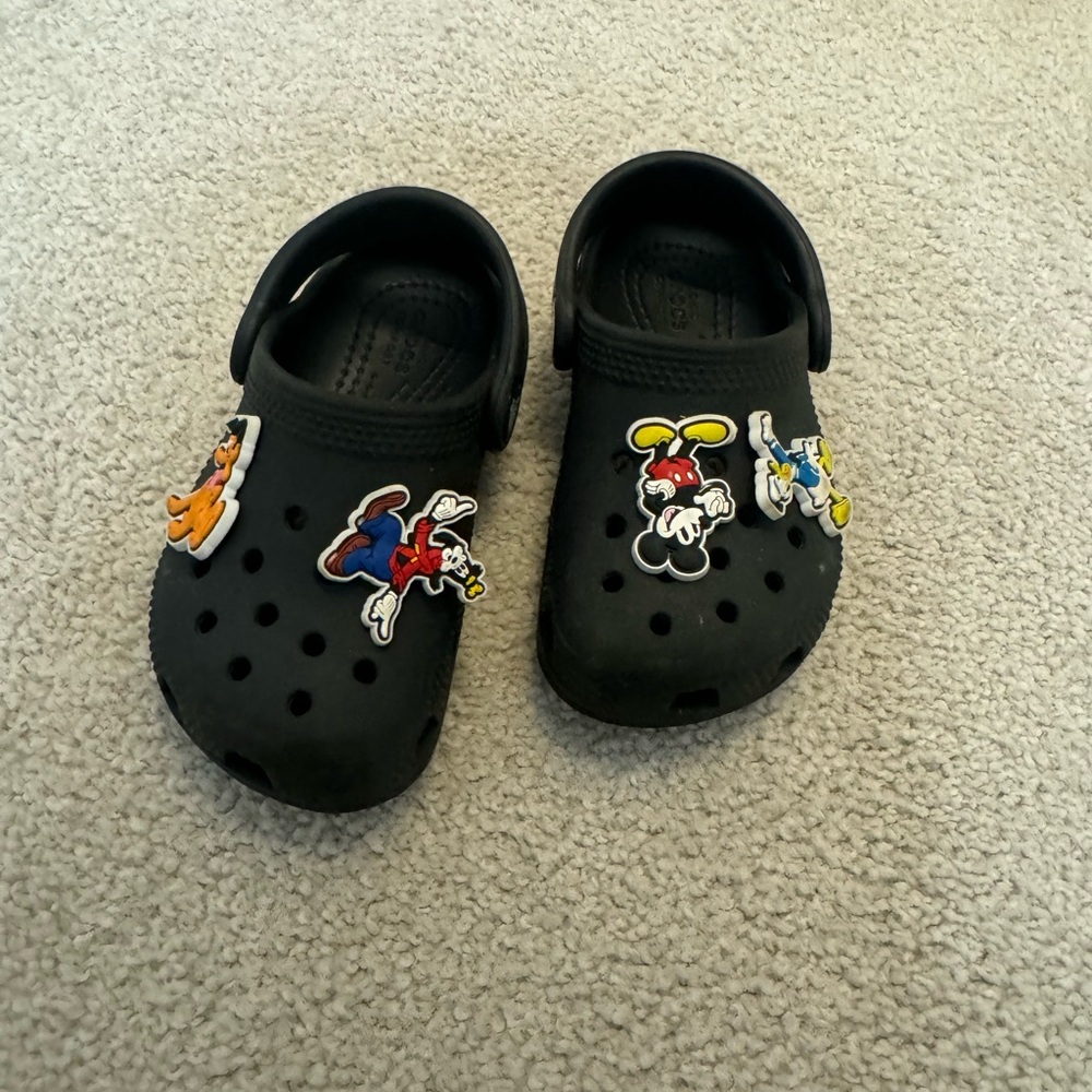 Toddler Black Crocs